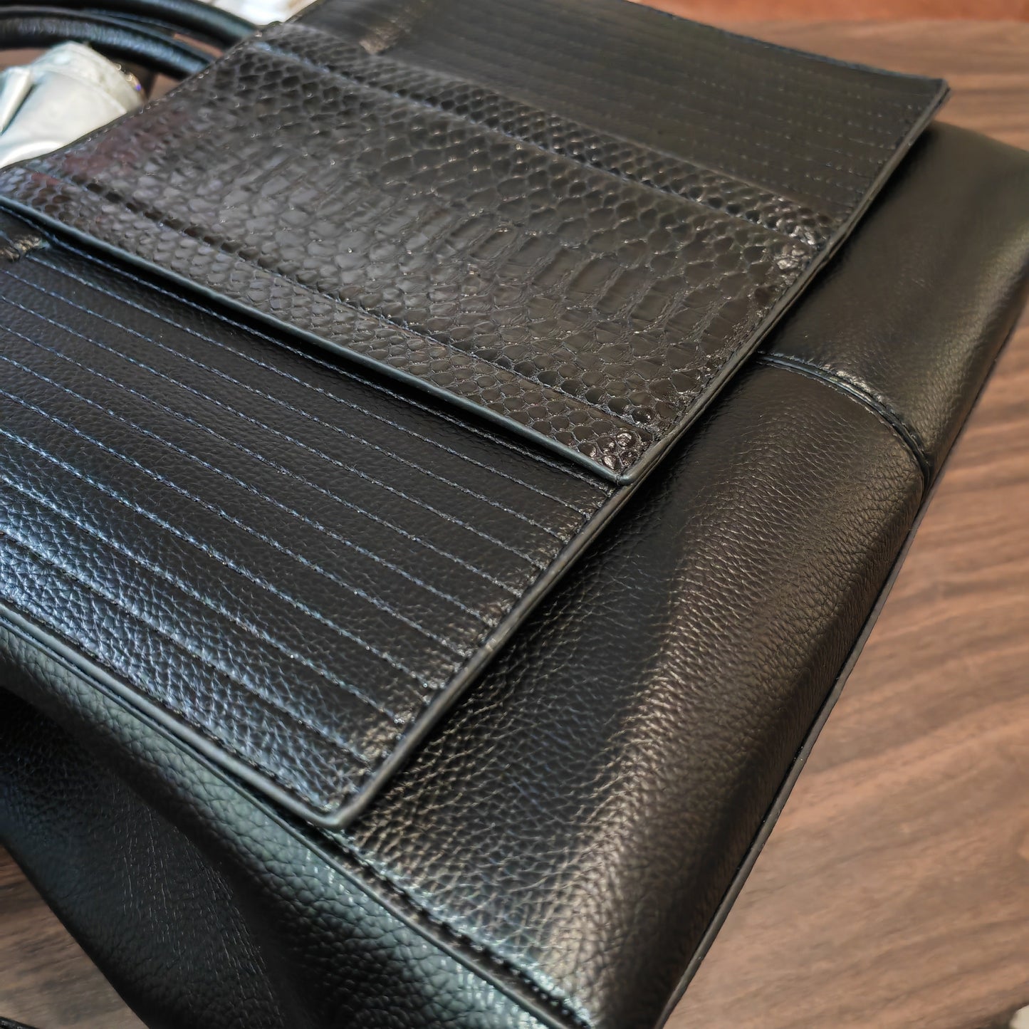 Large Women's Handbag with Chain Detail