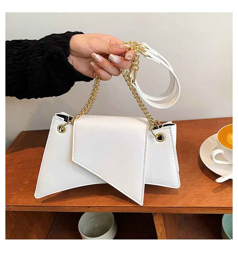 Geometric Shoulder Bag with Chain Strap