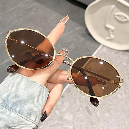 Glam™ Oval Classic Sunglasses