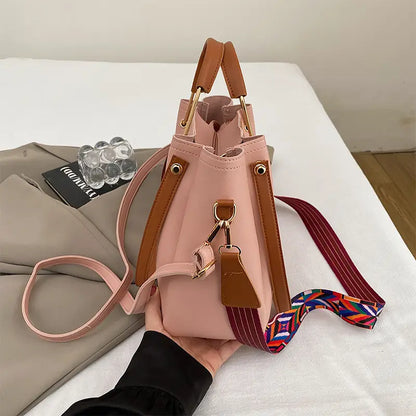 4-in-1 Handbag Set with Patterned Strap