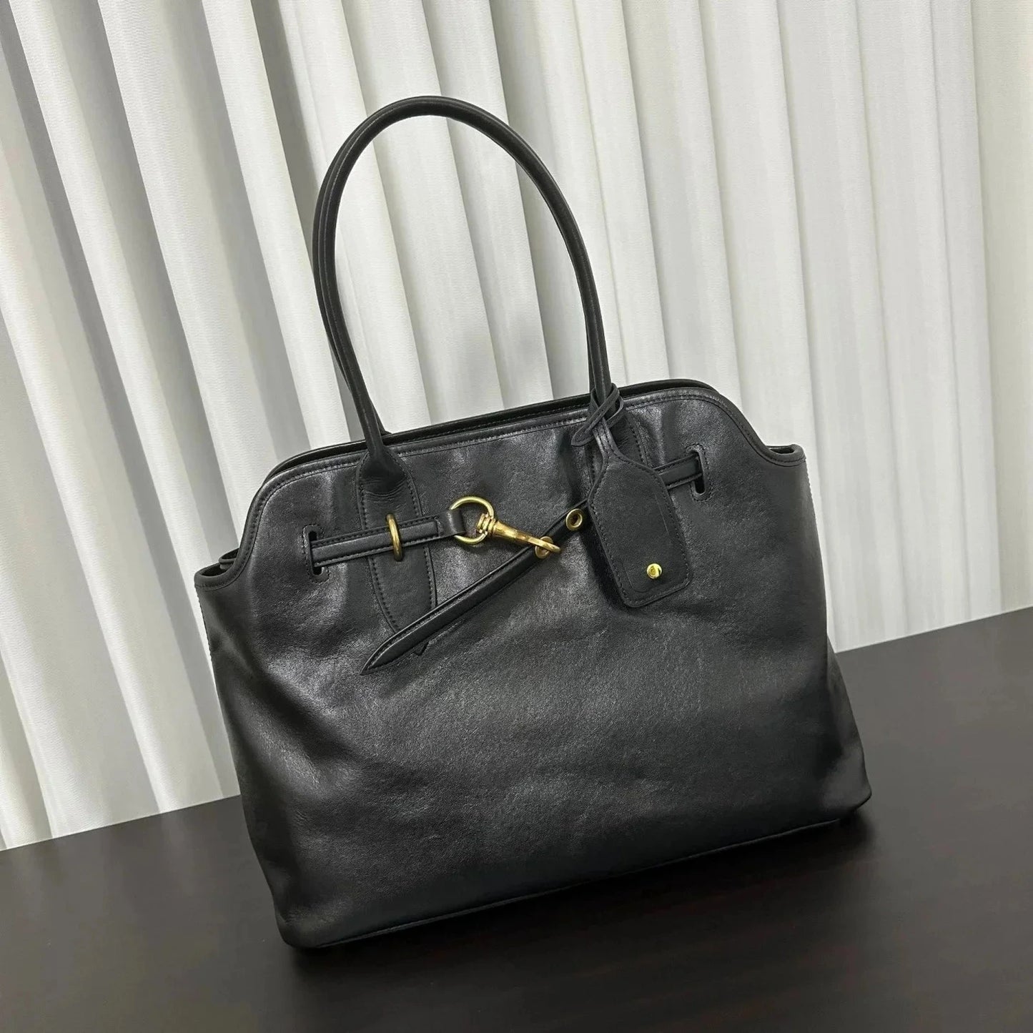 Exklusive MuseDiva-Kombination: Élégance-Tasche + kostenloses Überraschungs-Labubu