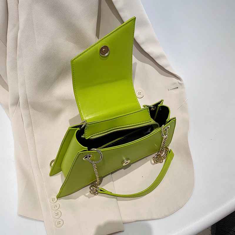 Geometric Shoulder Bag with Chain Strap