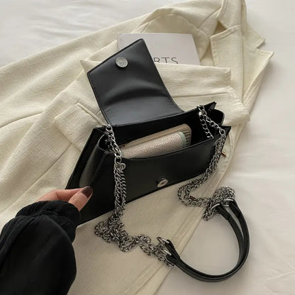 Geometric Shoulder Bag with Chain Strap